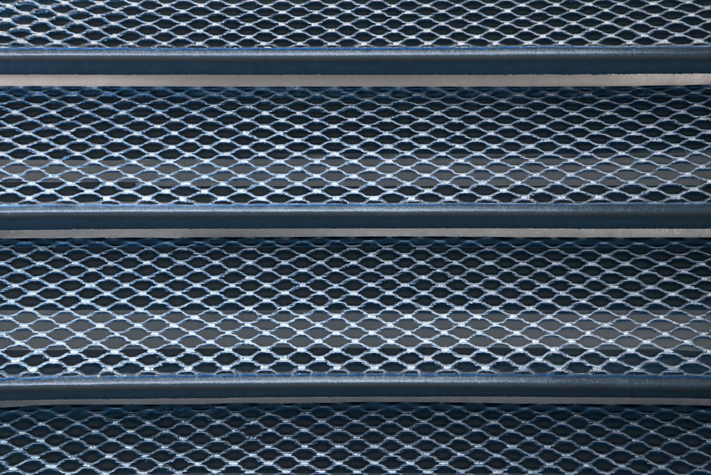 stair treads metal grating